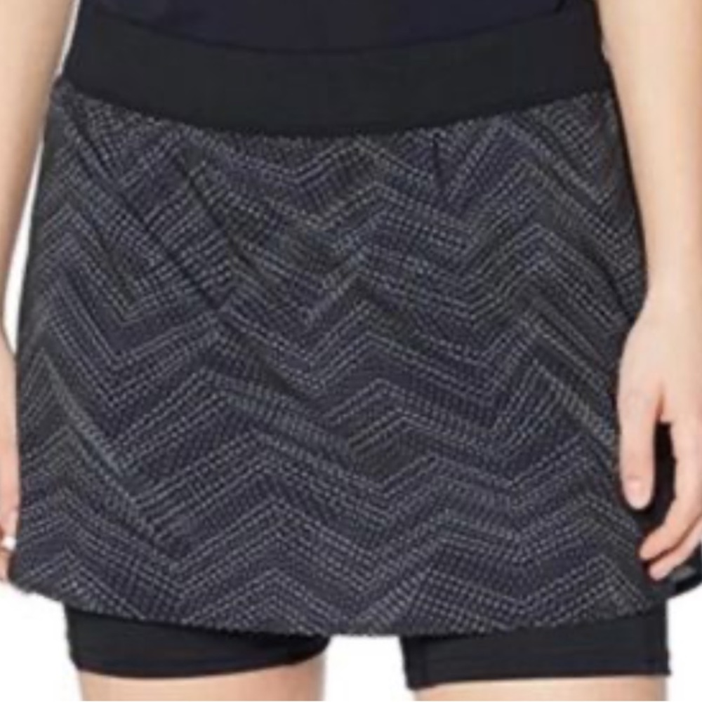 Columbia Women's Black/Grey Skort Sz Large